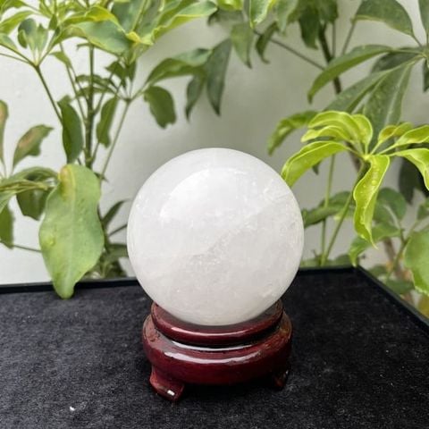 Quả Cầu Thạch Anh Trắng 7.7cm