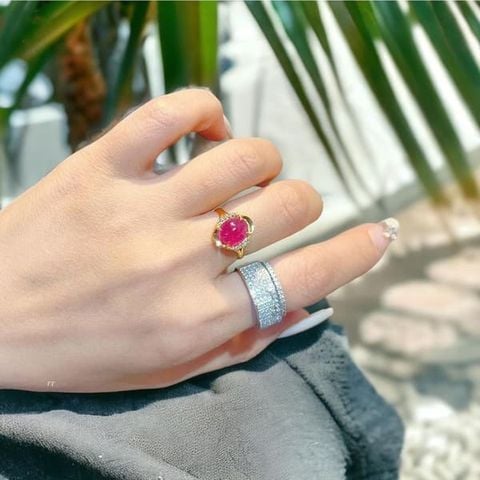 Set Nhẫn Và Mặt Dây Chuyền Ruby Bọc Vàng