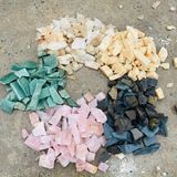  Thạch Anh ngũ sắc vụn thô 