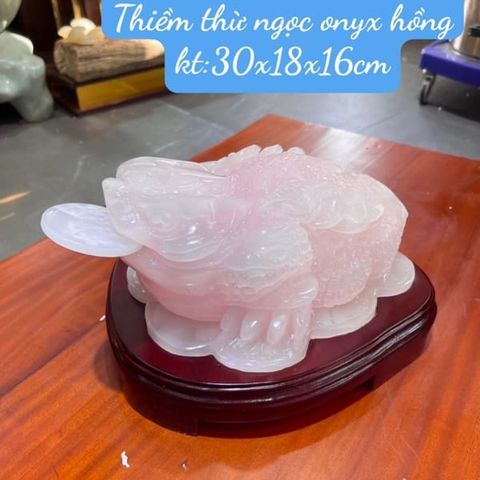 Tượng Thiềm Thừ ngọc Onyx Hồng 30cm