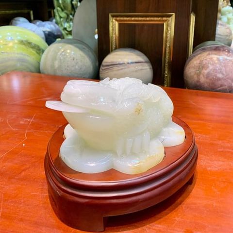 Tượng Thiềm Thừ Ngọc Onyx Trắng 30cm