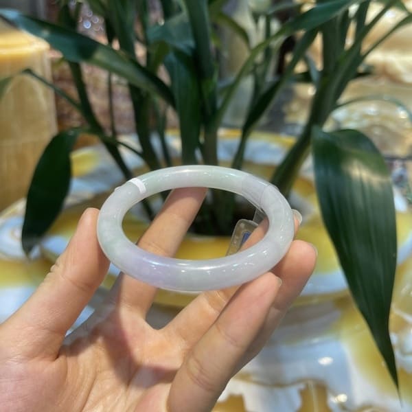 Vòng cẩm thạch phỉ thủy nguyên khối ni 54