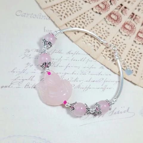 Vòng tay hồ ly thạch anh hồng mix charm bạc — quà tặng Sky Gems