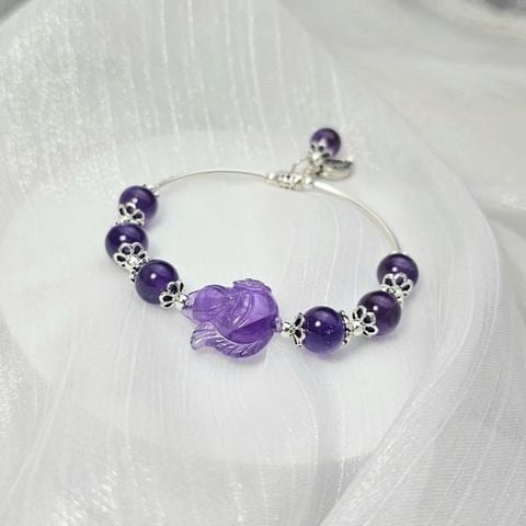 Vòng Hồ Ly Thạch Anh Tím Mix Charm Bạc