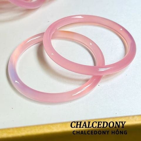 Vòng Tay Chalcedony Hồng Nguyên Khối