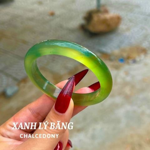 Vòng Tay Chalcedony Xanh Lý Băng Nguyên Khối