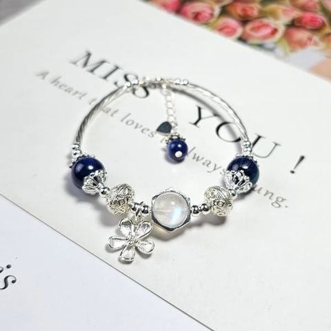 Vòng Tay Kianite Mix Moonstone Charm Bạc
