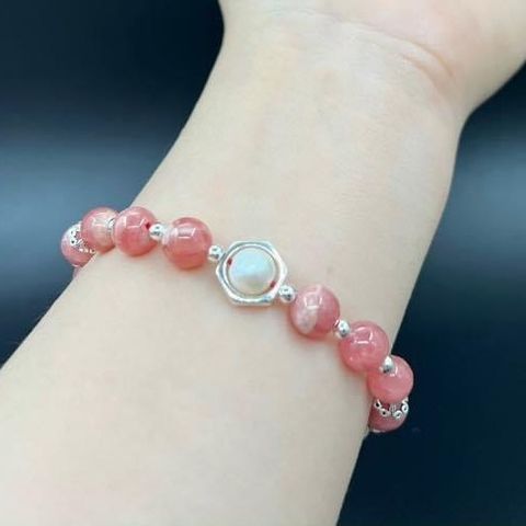 Vòng Tay Đá Đào Hoa Mix Ngọc Trai và Charm Bạc