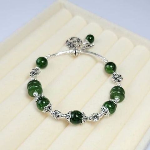 Vòng Tay Diopside Mix Điếu Ngọc Bích Charm Bạc