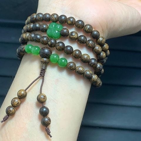  Vòng tay Trầm hương sánh chìm mix cỏ 4 lá và đá ngọc bích 