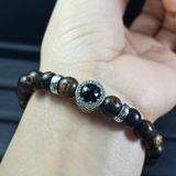  Vòng tay trầm hương sánh 8 mm mix charm pan bạc 