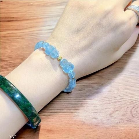 Vòng Tay Tỳ Hưu Đá Aquamarine Mix Bi Vàng