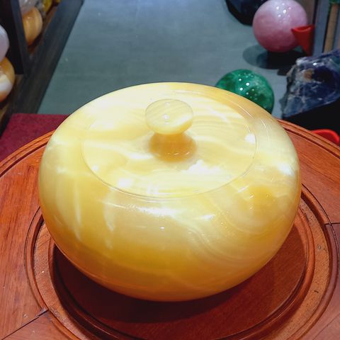 Hũ Ngọc Tụ Bảo ngọc Hoàng Long