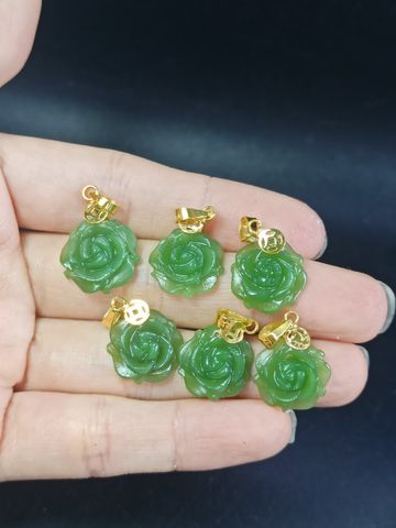 Mặt Đeo Hoa Mẫu Đơn Ngọc Bích Móc Vàng 10k