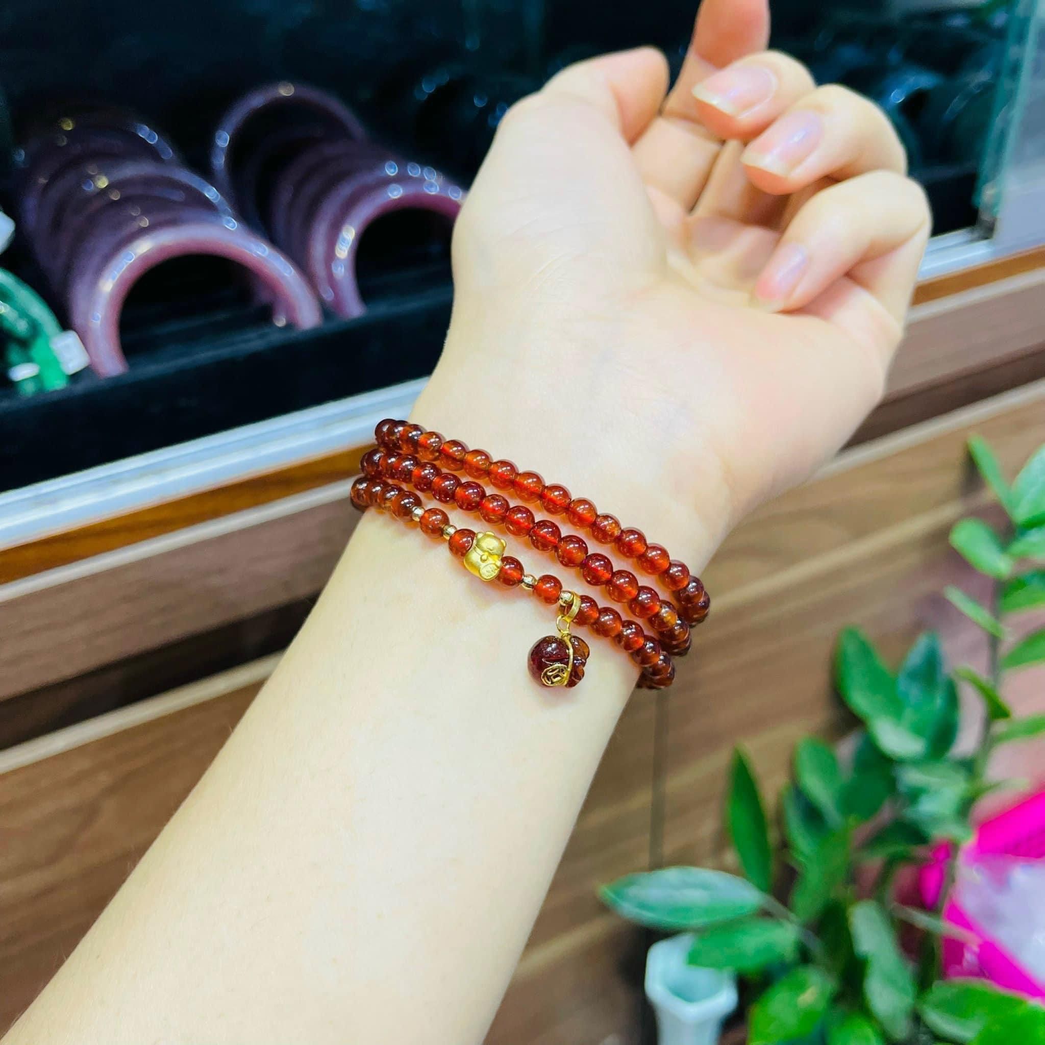  Vòng Tay Đá Garnet Mix Mèo Thần Tài và Túi Tiền 