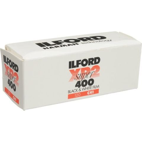  Ilford XP2 Super 400 120 exxpired 
