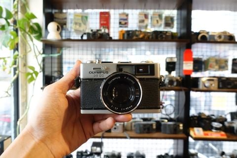  Olympus 35DC 