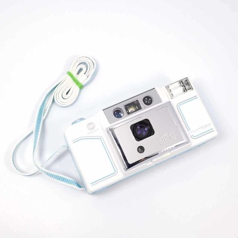  Minolta af-e courreges 