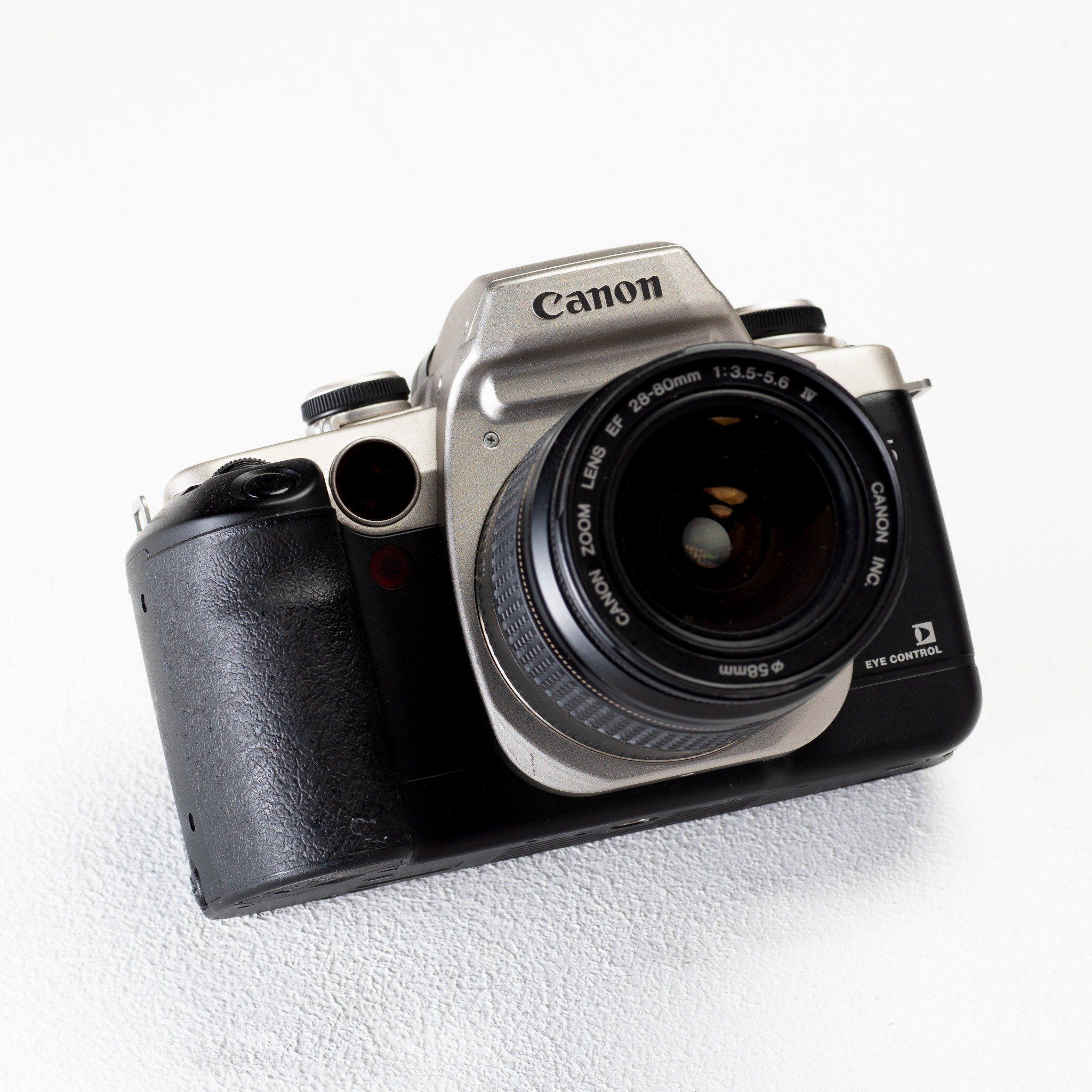  Canon EOS 55 - Canon Lens 28-80mm f3.5 - f5.6 