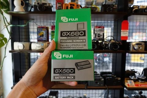  Fuji GX680 Focusing B / Battery Back 