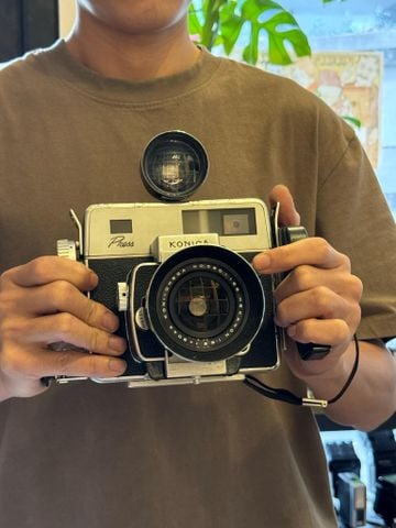  Konica Press / 60mm f5.6 