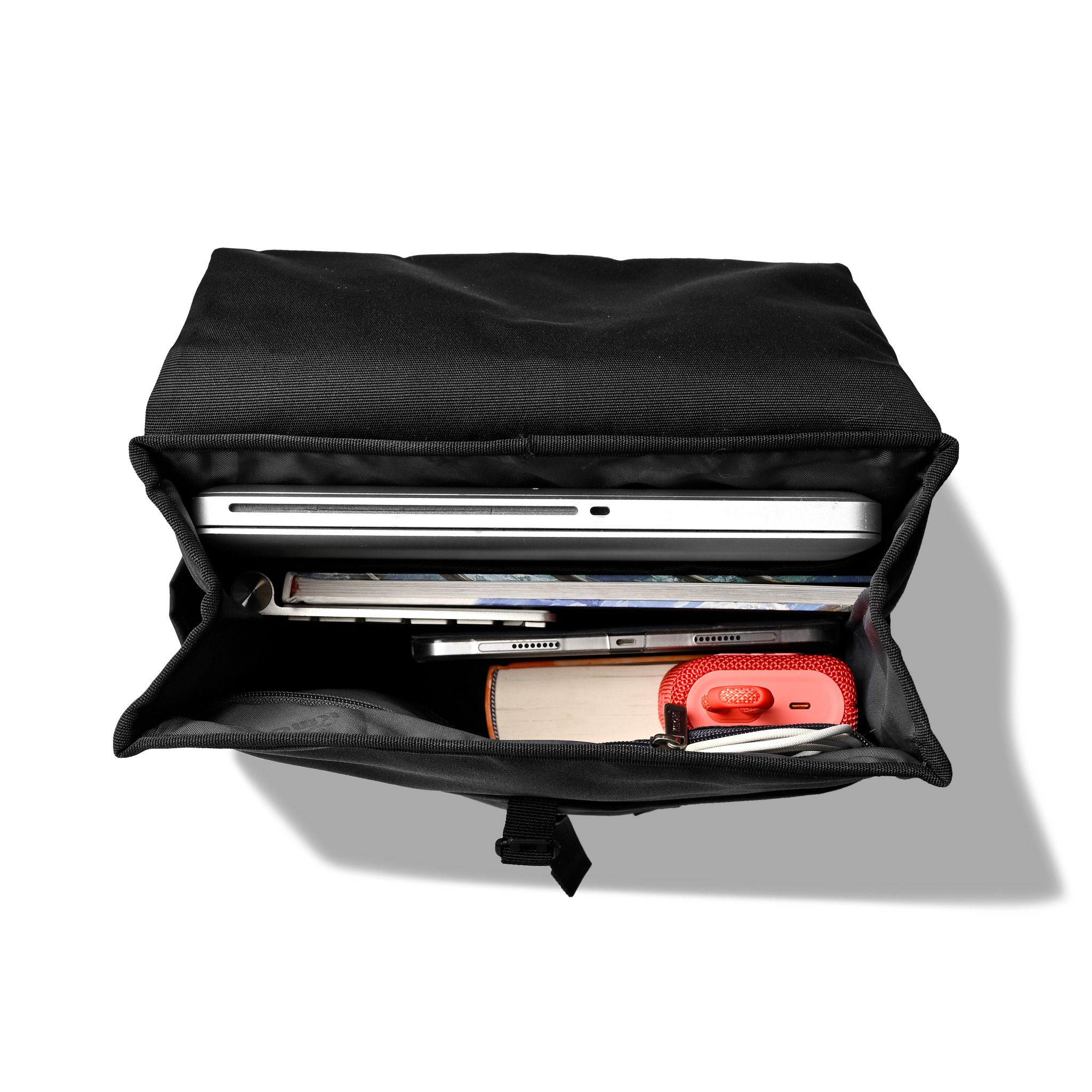  Ba lô The Scarllet 15.6 inch - Black 