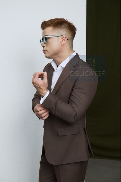  SUIT RTW màu Nâu 