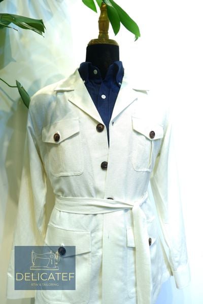  Áo Khoác SAFARI RTW màu trắng kem vải Linen 