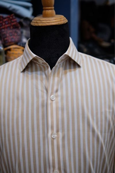  [No Restock] Sơ mi màu Beige lớn, vải Cotton oxford 