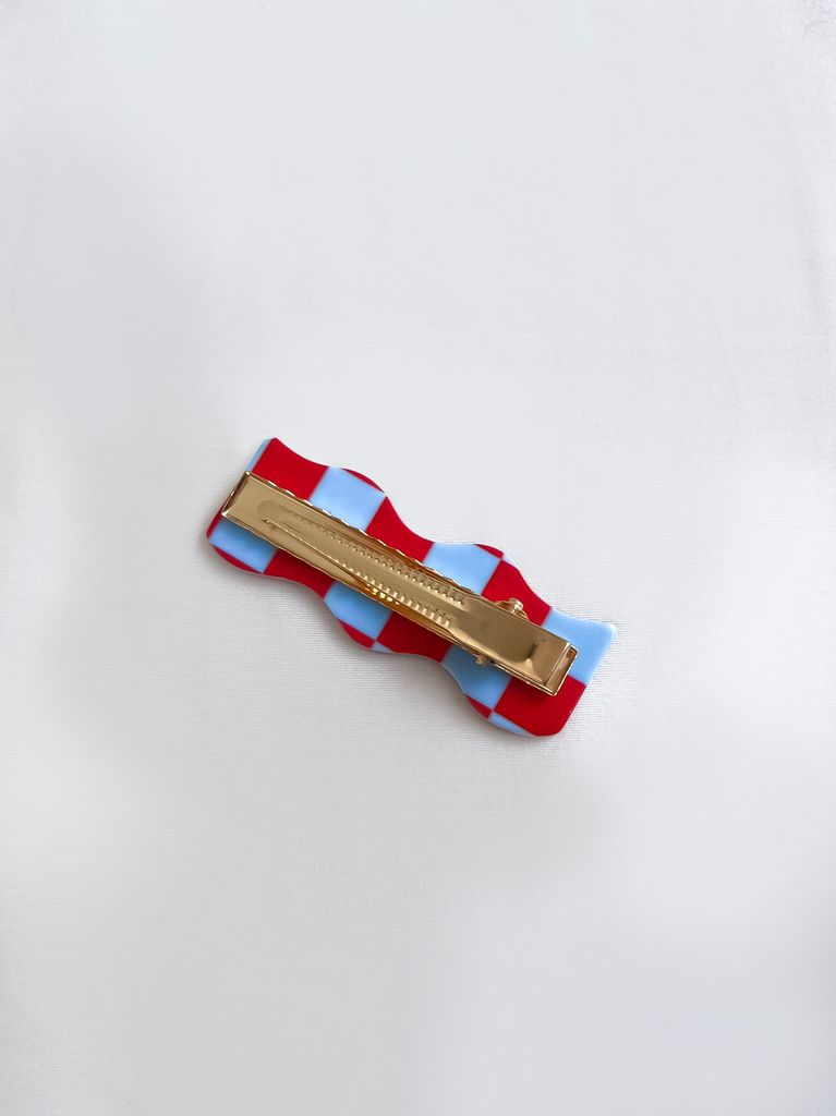 Wavy Checker Hairpin