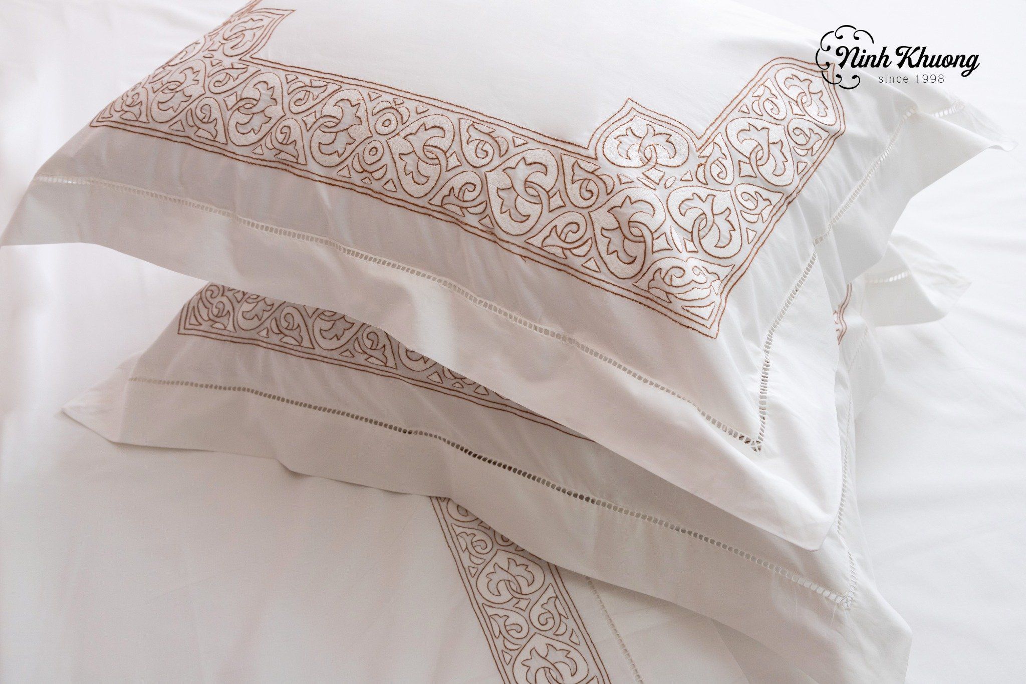  Bed Sheet - Drap giường CIP 240*300-tim lâp thể 