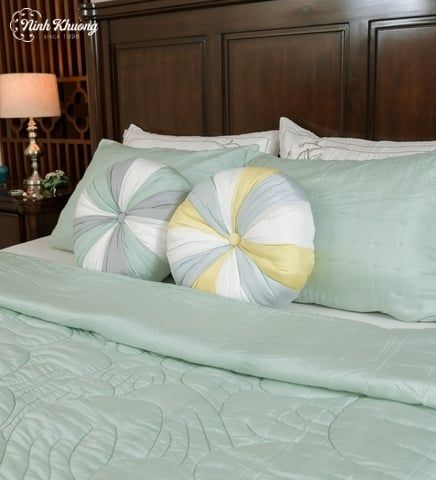  Mền silk 220x240 +2 gối 50*70 nụ hoa 