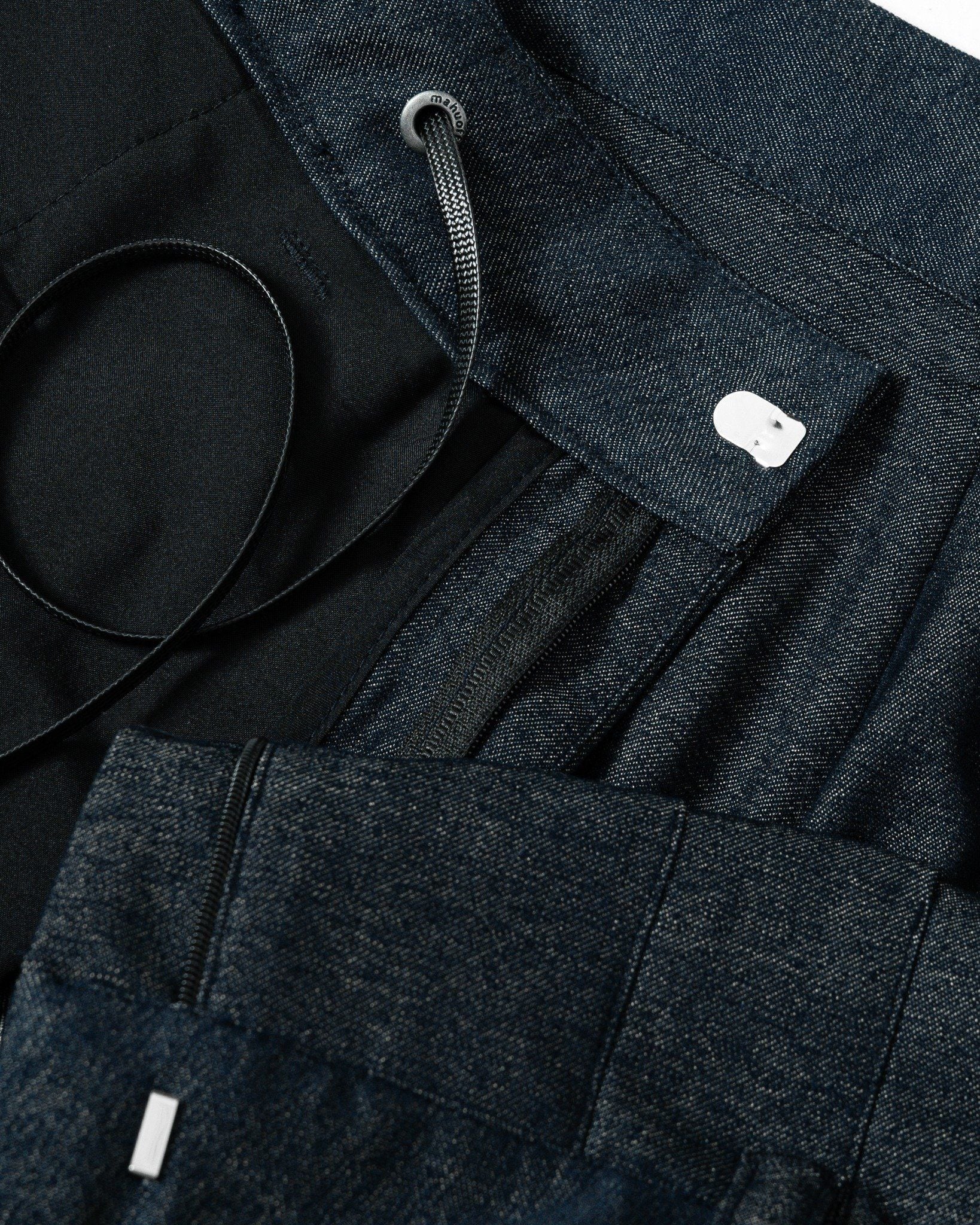  PLEAT SHORTS * black 