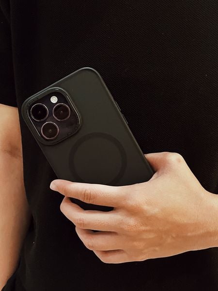  MAGSAFE CASE (ĐEN NHÁM) 