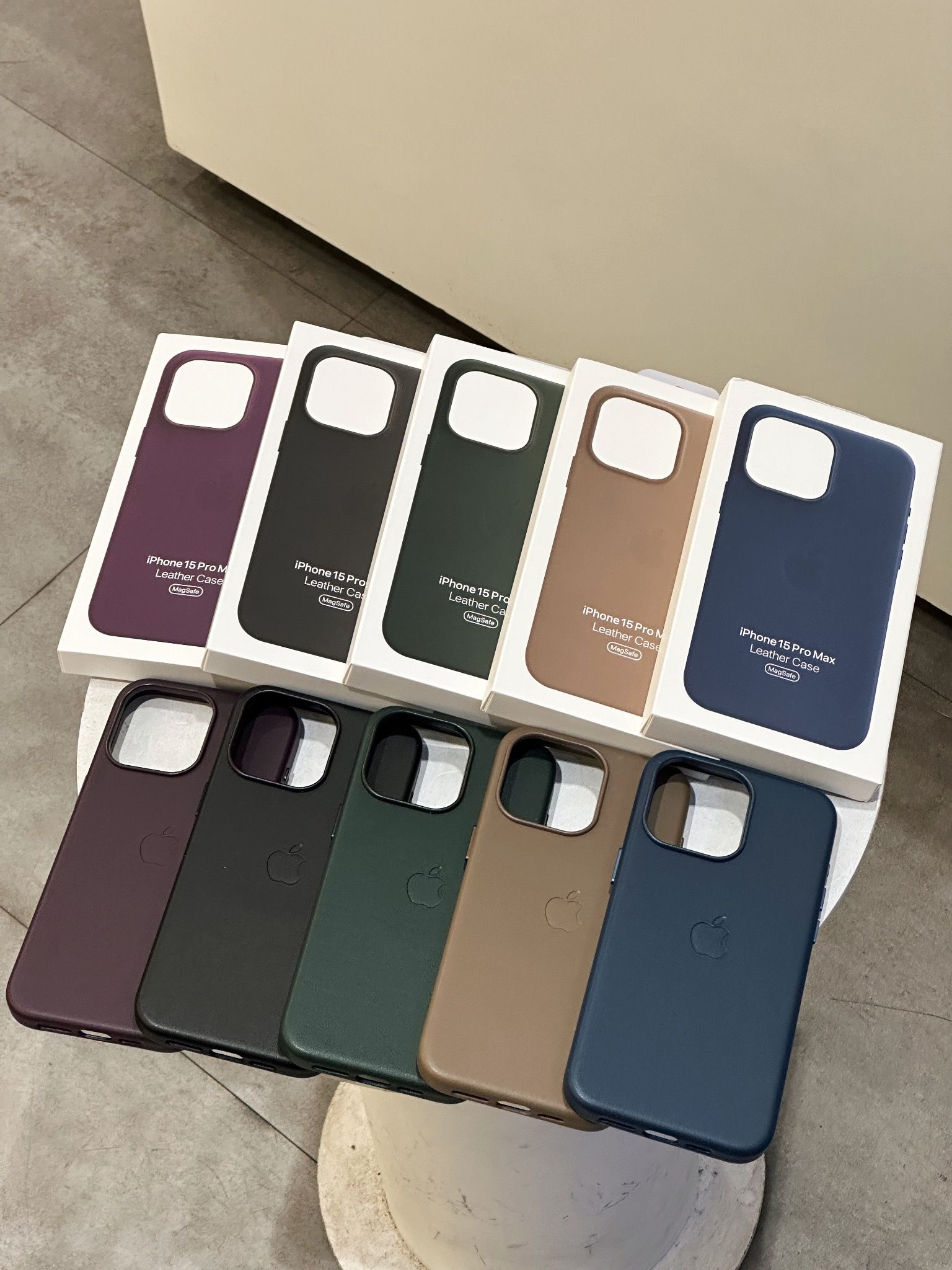  LEATHER CASE For 15Promax/15Plus/15Pro/15 - MAGSAFE 
