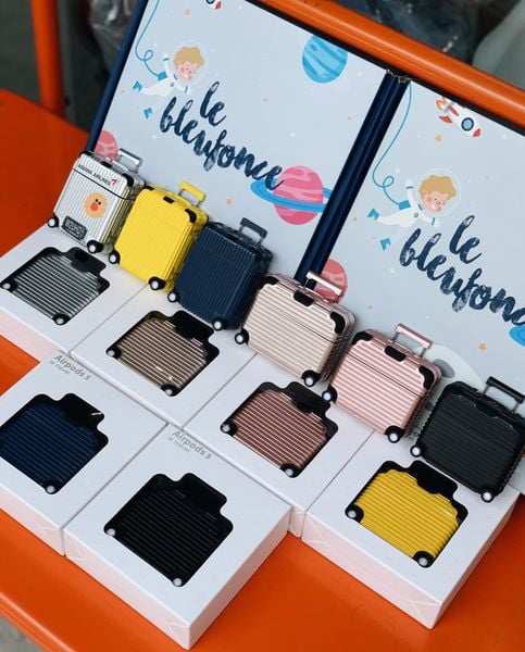  SET AIRPODS SUITCASE 