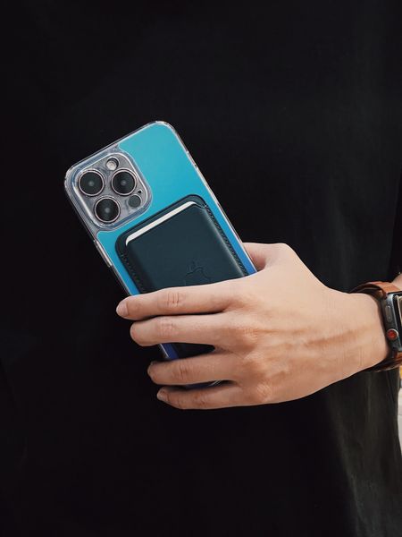  MAGSAFE CASE (GRADIENT) 