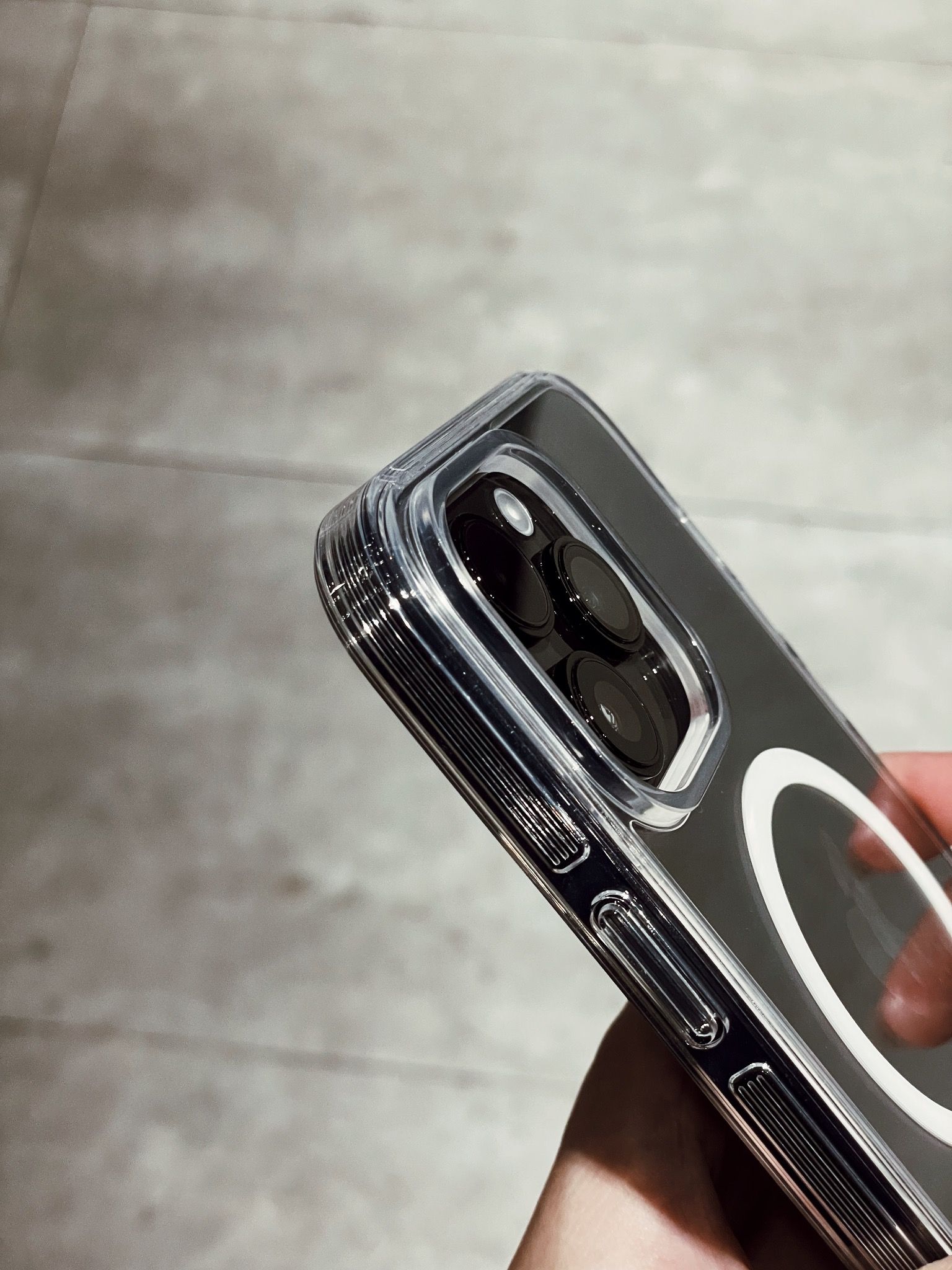  MAGSAFE PREMIUM CASE 