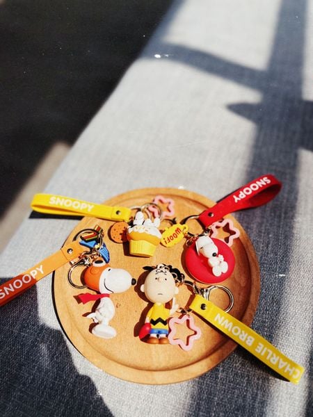  KEYCHAIN SNOOPY CHARLIE 