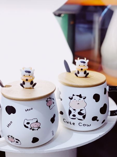  COW CUPS 