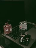  SET AIRPODS SUITCASE 