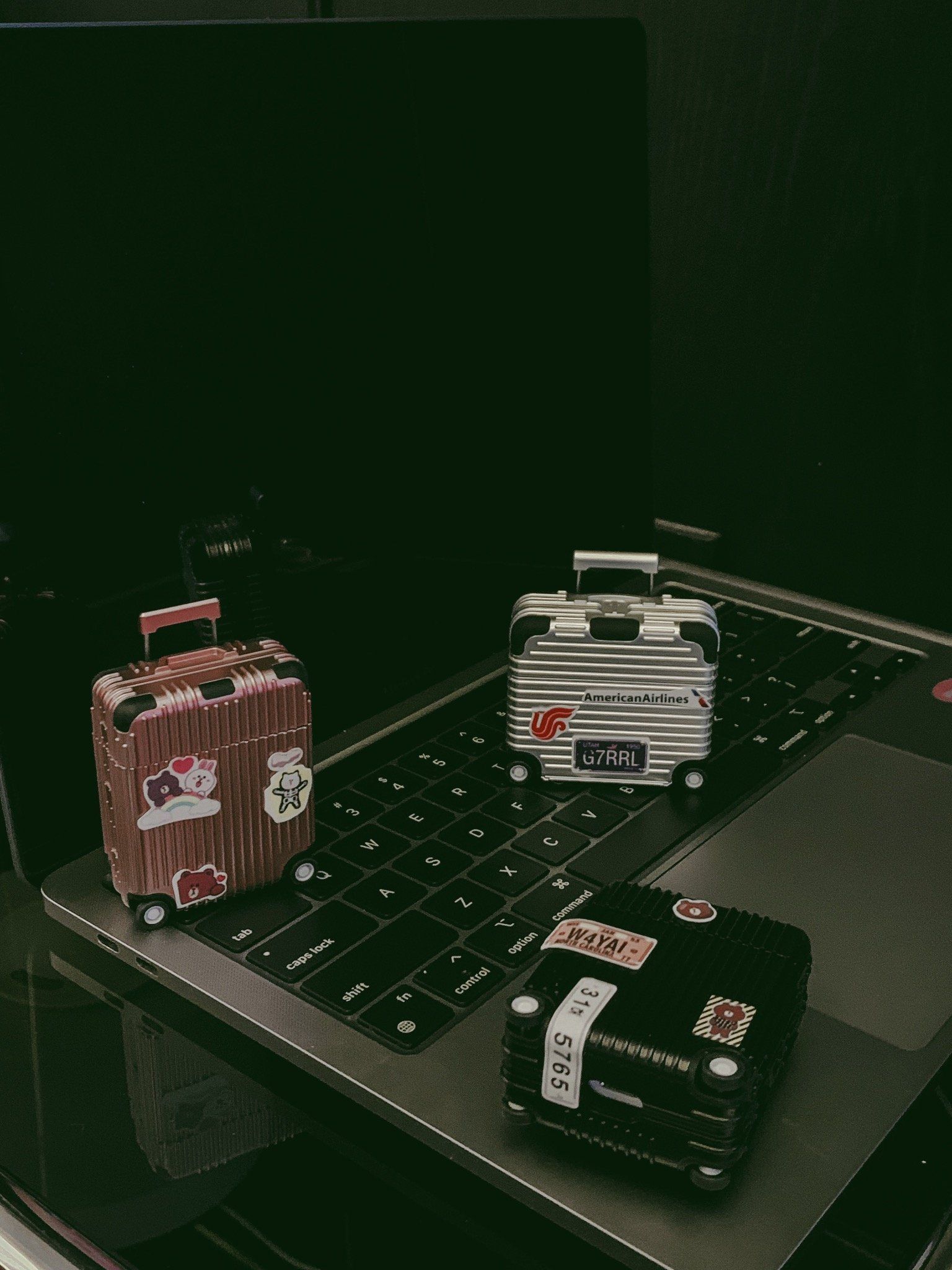  SET AIRPODS SUITCASE 
