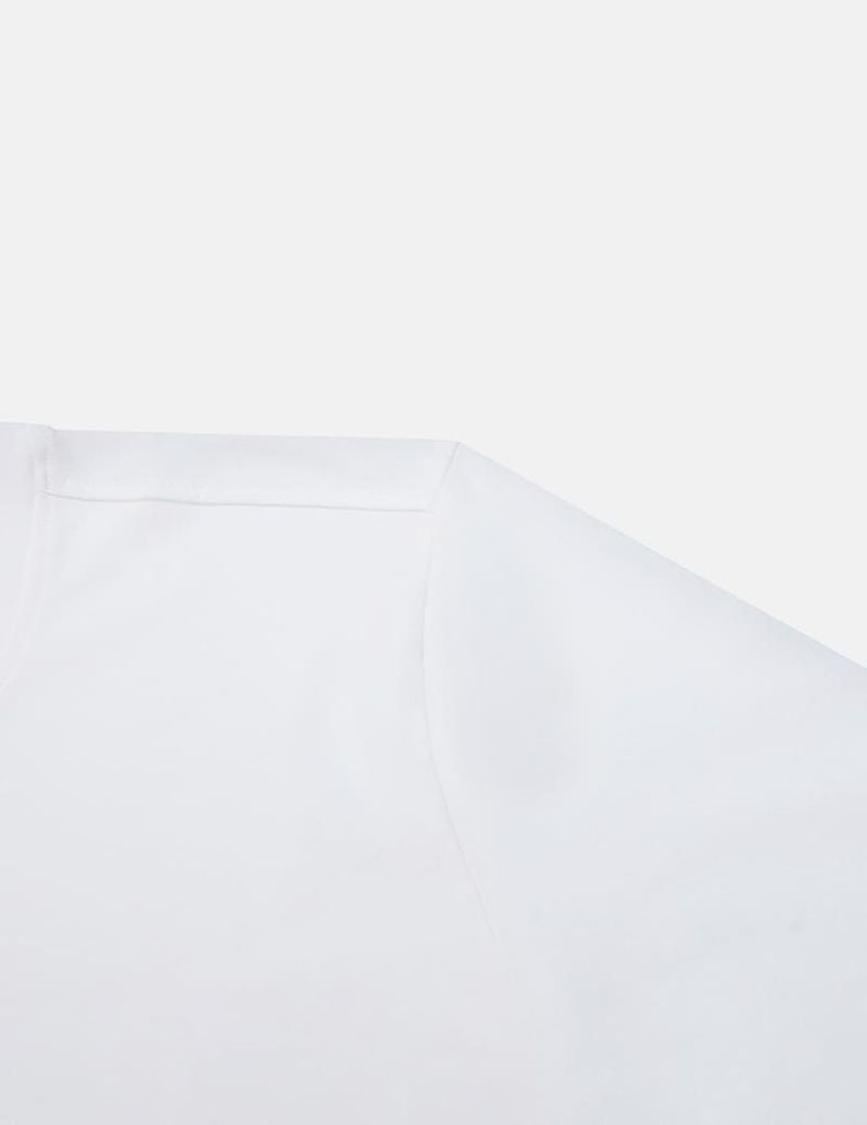 Áo thun ngắn tay cổ tròn nam in cao su trước ngực