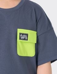 Áo thun cổ tròn trẻ em casual phối túi ốp