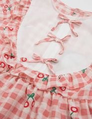 Váy liền bé gái cổ tròn phối thân trước