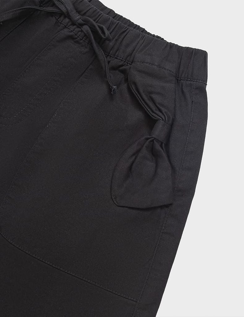 Quần short khaki bé gái cạp chun trang trí dây nơ