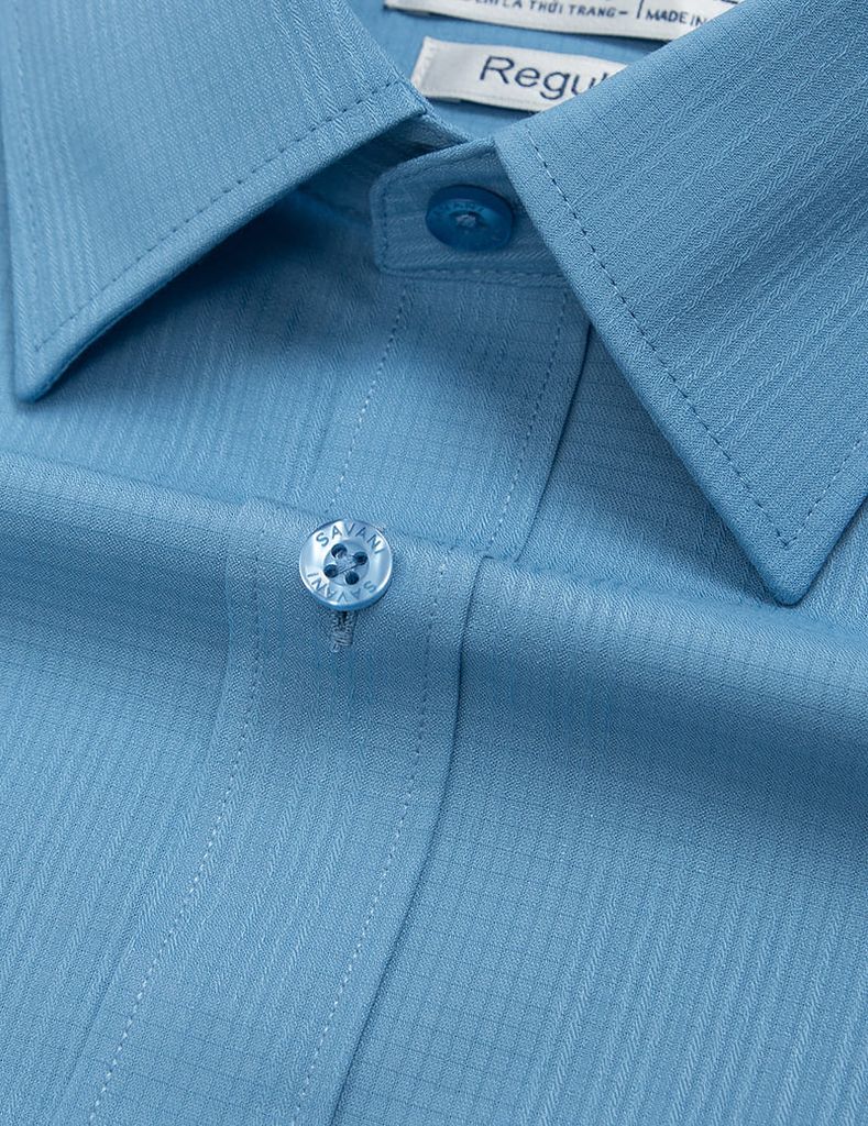 Áo sơ mi kẻ nam dài tay tà bằng có túi dáng rộng