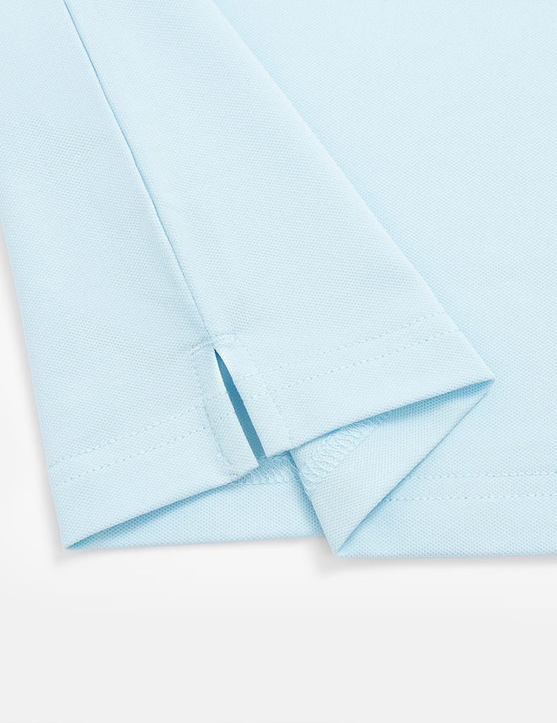 Áo phông có cổ nam mắt chim xẻ tà dáng ôm