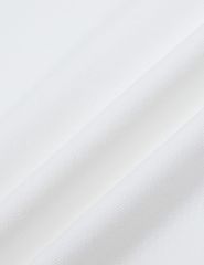 Áo phông có cổ nam mắt chim xẻ tà dáng ôm