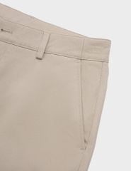 Quần khaki nam thêu trang trí hai bên sườn